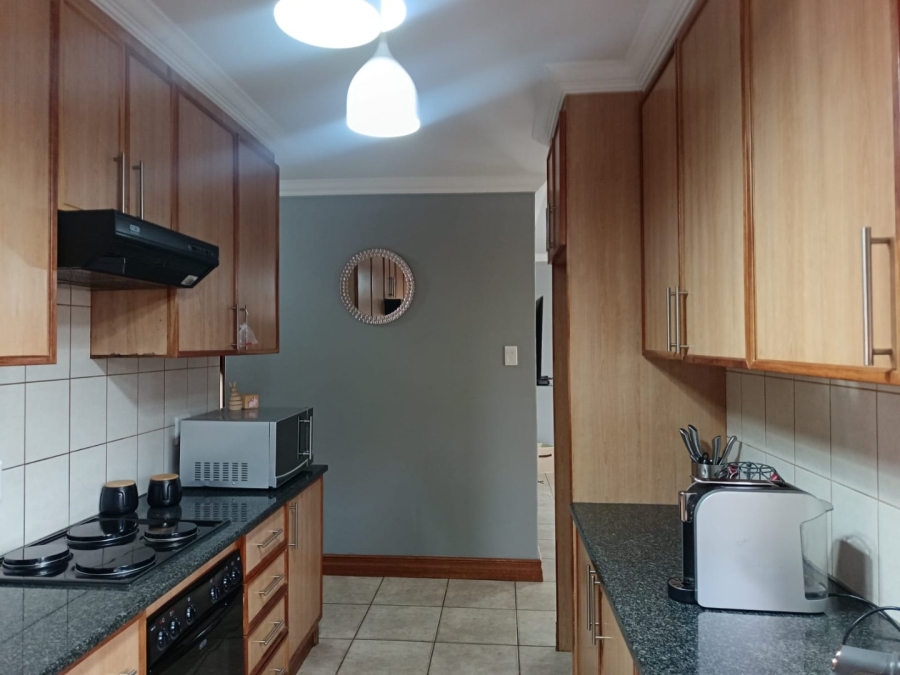 3 Bedroom Property for Sale in Roylglen Gardens Northern Cape